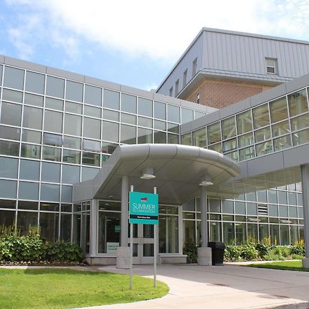 Memorial University 세인트존스 외부 사진