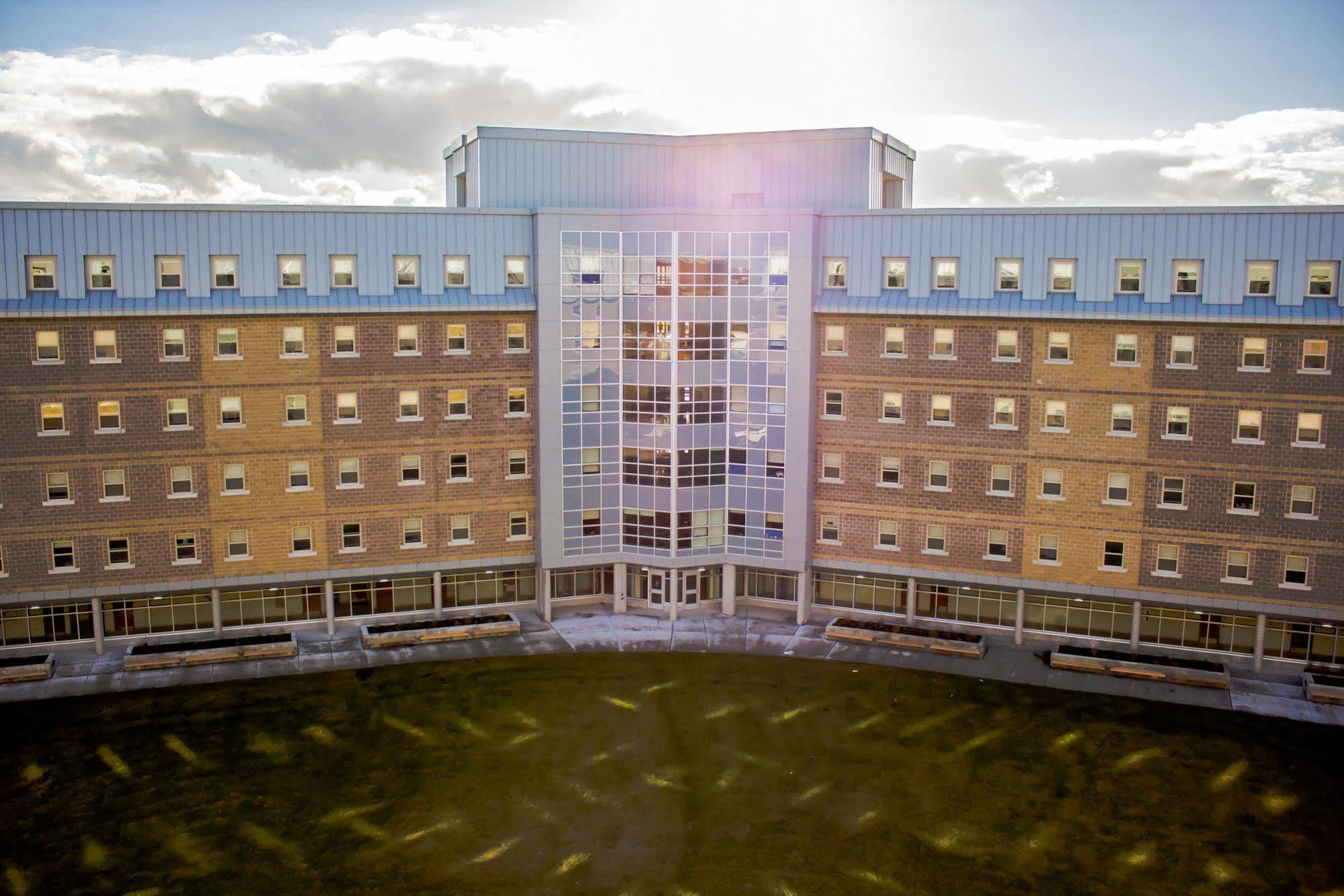 Memorial University 세인트존스 외부 사진